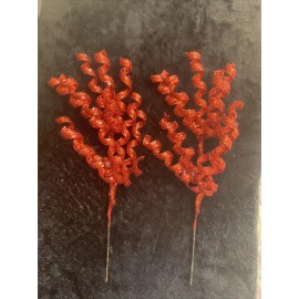 Unbranded 15” Red Glitter Spiral Coiled Pick/Spray.  Width Is 7 1/2”- 8”.  Set Of Two