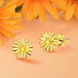 TANGPOET Daisy Earrings 925 Sterling Silver Gold Dainty Flower Earring, Daisy Stud Earrings, Birthday Jewellery Gifts for Women Girls Daughter