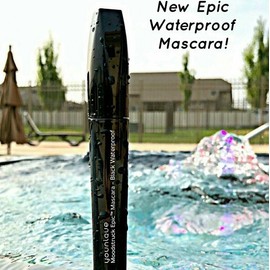 Younique Moodstruck Epic Mascara WATERPROOF BLACK New, never opened