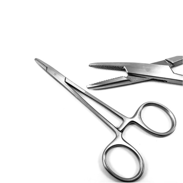 HTI BAUMGARTNER LOCKING NEEDLE HOLDER 5" SERRATED JAWS SURGICAL INSTRUMENTS