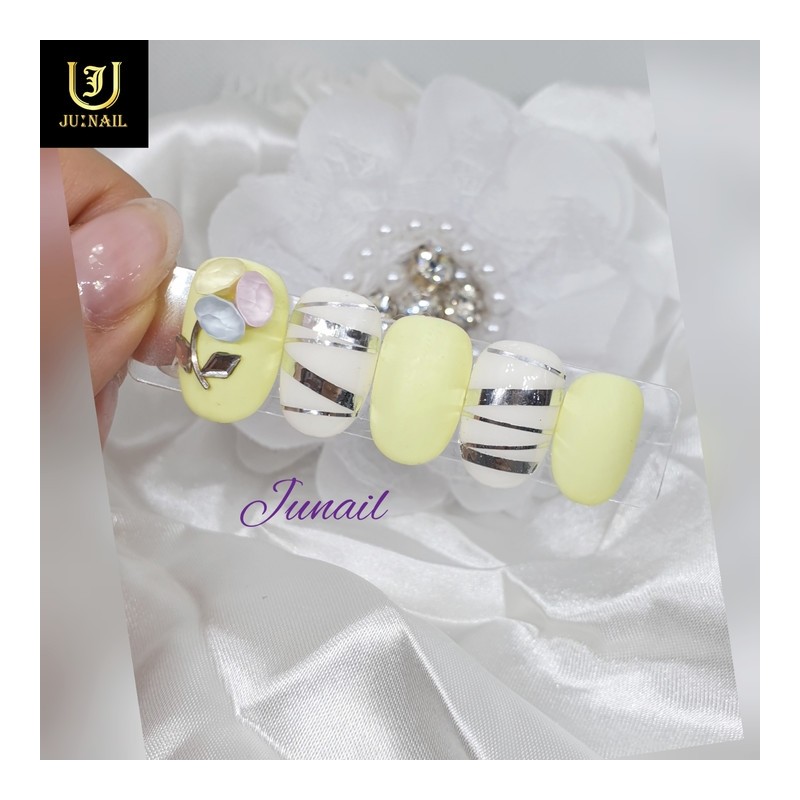 Handmade nail tips for the flower you gave - Long