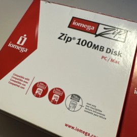 Iomega Genuine Iomega Zip Disk 100MB Factory Sealed Computer PC/Mac