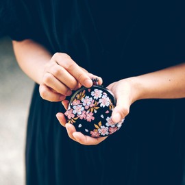 Kyoto Geimidou Nishijin Textile Wallet, 2.6 inch (2.6 cm) Purse Handmade, Japanese Pattern, Made in Japan, pink turf