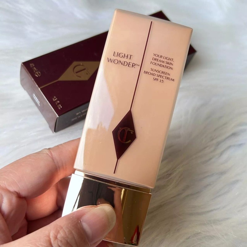 Charlotte Tilbury New Charlotte Tilbury Light Wonder Foundation SPF 15~5
