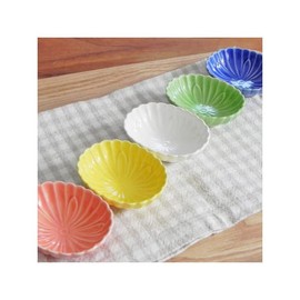 kn-G1-2006-0-03 Tableware East Oval Delicacy Small Dish (Chrysanthemum Flower) Green
