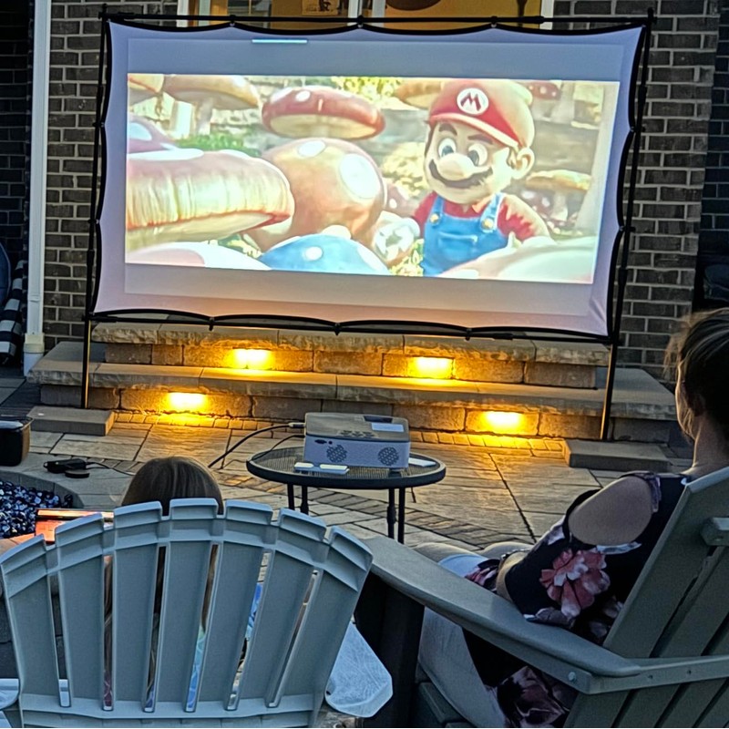Portable Projector Screen | 90" Wide x 52" Tall Screen