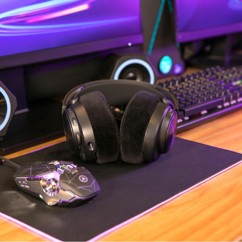 WC StealthZ Nova Pro Wireless - FPS Oriented Earpads for