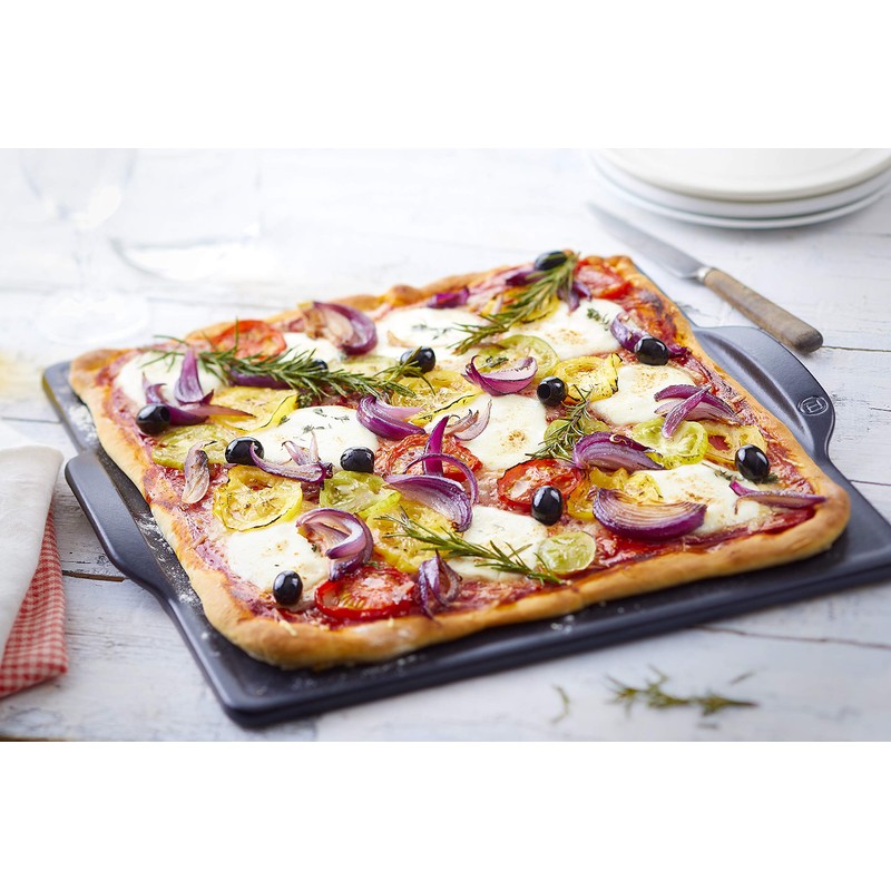 Emile Henry Square, Charcoal pizza stone, 14 in. x 14