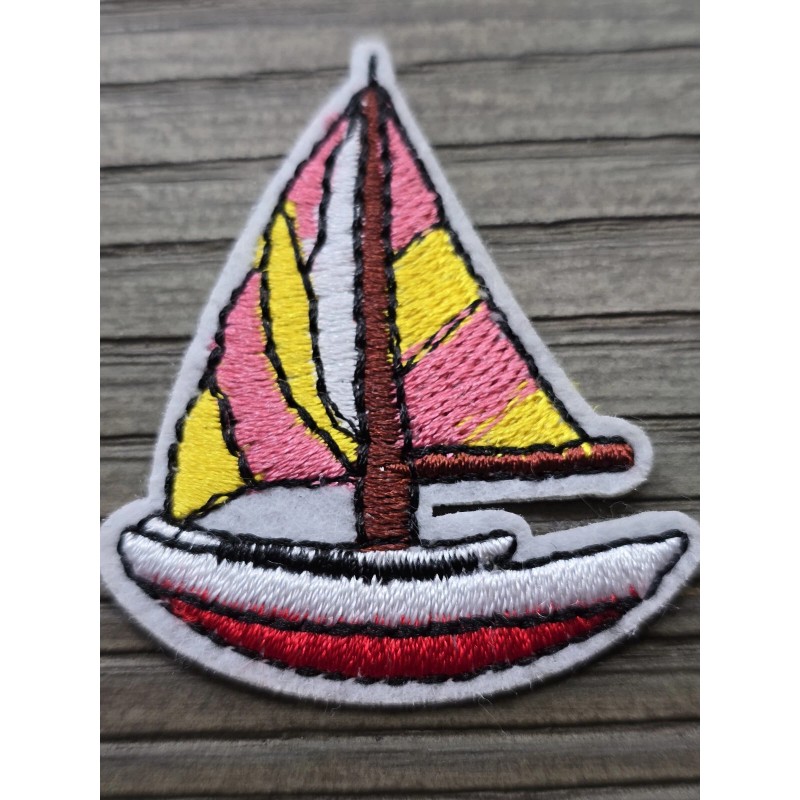 RED SAILBOAT MARINE SEA SHIP OCEAN ADVENTURE IRON ON PATCH