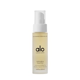 Alo Yoga Insta Glow Face Mist - Restores moisture and leaves skin feeling refreshed, hydrated, bright and glowing 1.7 Fl Oz / 알로 요가 인스타 글로우 페이스 미스트 - 수분을 회복하고 피부를 상쾌하고 촉촉하며 밝고 빛나는 피부로 가꾸어 줍니다 1.7 Fl Oz