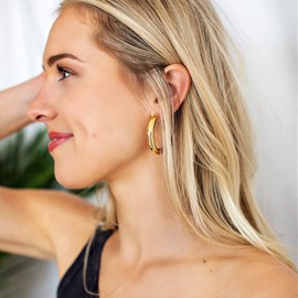 Thick Gold Hoop Earrings Lightweight Howllow Tube Hoops Chunky Gold Silver for Women Hypoallergenic Big Earring 25mm 30mm 40mm 50mm