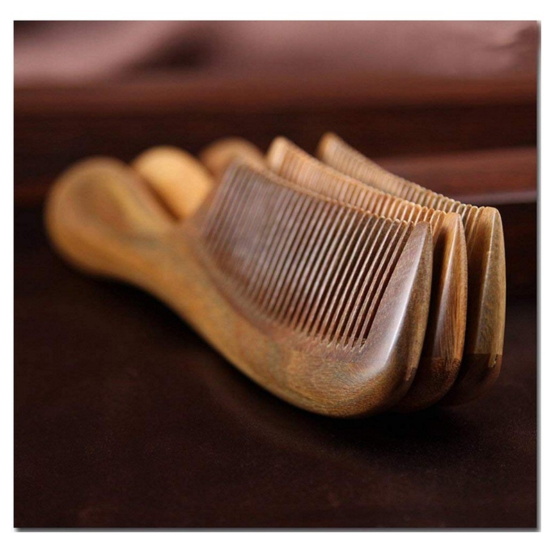 BEINY Natural Green Sandalwood Comb - Anti Static Wooden Hair