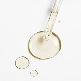 GOC, Suero de Vitamina C, Rejuvenece la piel del rostro, Reduce las manchas y pecas, Previene la aparición de nuevas, reduce finas líneas de expresión, GSKIN09
