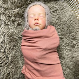 Hoppediz Premium Swaddling Blanket Made of Organic Cotton – Versatile Cuddly Blanket & Baby Blanket, Ideal as a Comforter Blanket, First Blanket & Cuddle Cloth, Copper
