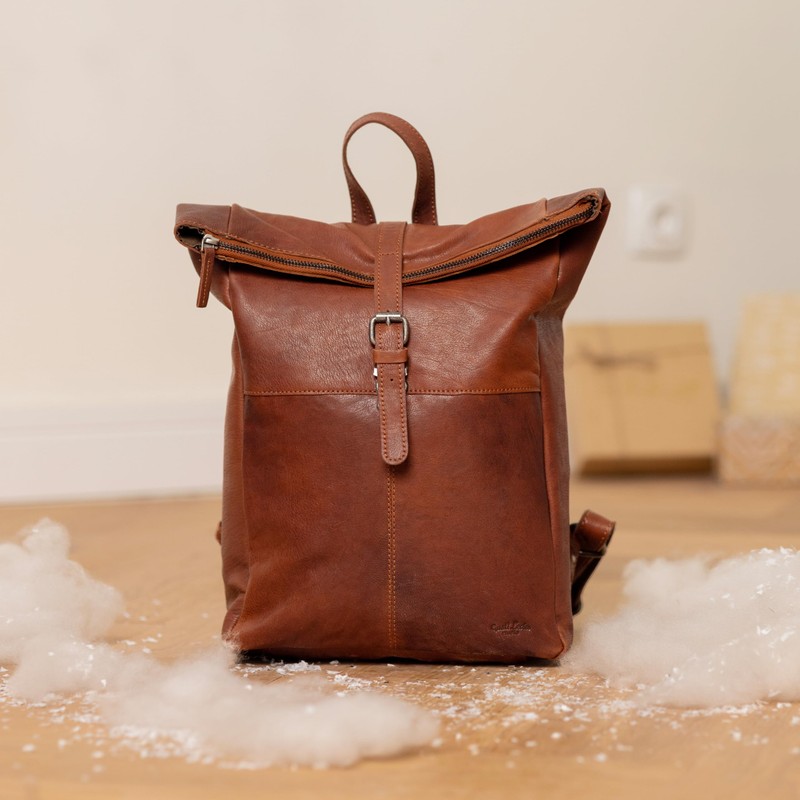 Gusti Valja Leather Backpack for Men and Women, Laptop Bag,