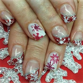 24Pcs Christmas Press on Nails Short Square - Red French Fake Nails Nude False Nails Press Ons Nail Art Tips With Christmas Snowflake Glitter Design White Acrylic Nail Kit for Women Christmas Decor