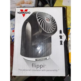 Vornado Flippi V8 Personal Oscillating Air Circulator Fan (CR1-0095-06) NEW!