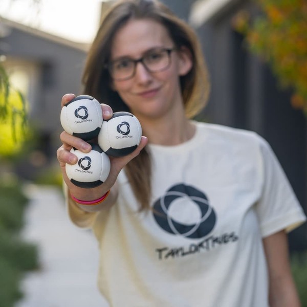 Zeekio - Taylor Tries Signature Beginner Juggling Ball Set -