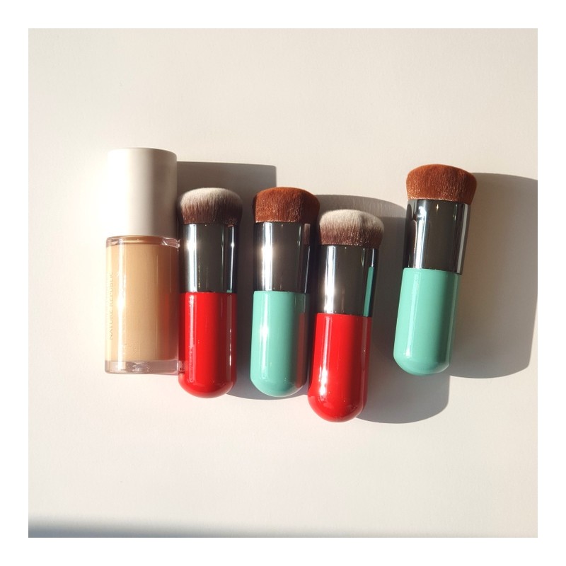 Tuttun Foundation Brush - Red / 뚠뚠 파운데이션 브러쉬 -