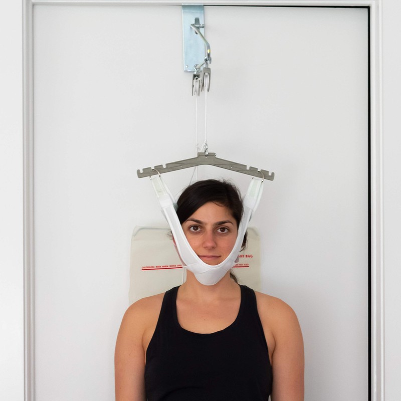 Over Door Traction Unit with Water Bag