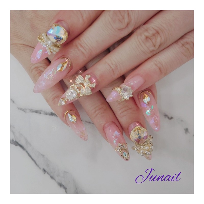 ⭐️ Light Topaz Handmade Nail Tips ✨ - Long Round