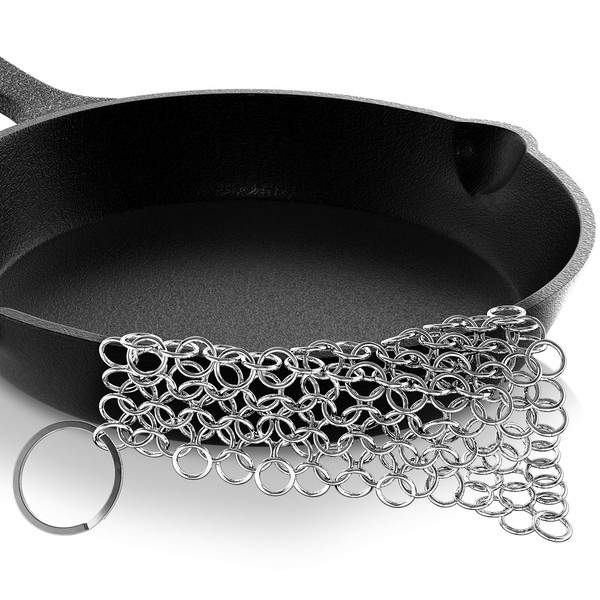 Nutrichef Stainless Steel Cast Iron Cleaner-3.94"x3.94" Rustproof Dishwasher Safe Chainmail Metal Scraper Cleaning Tool for Preseasoned Pans, Pot, Dutch Oven, Black