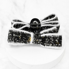 Burnaby black and white sequin pin / 버나비 블랙 앤 화이트 스팽글 집게핀