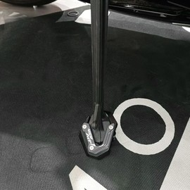 Für CFMOTO 450MT CF 450 MT MT450 2024 2025 Aluminium Motorrad Fahrradständer Fuß Seitenständer Verlängerung Pad Stützpolster (Titan)