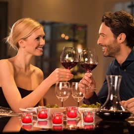 Honoson 24 Pack Flameless LED Floating Candles 1.6'' Waterproof LED Floating Tealights Battery Water Activated Tealights for Valentines Day Weddings Pool Centerpiece Party Decor(Red)