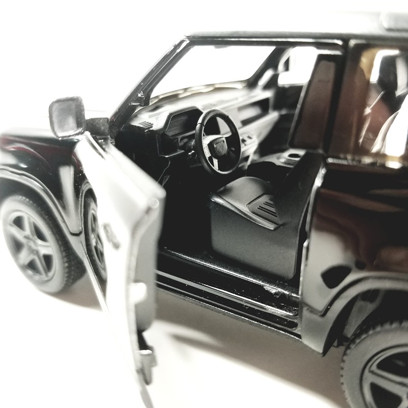 KiNSMART - Land Rover Defender 90 1:36 Scale 5" Die