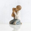 uxiro-turi- Statue Kindness (boy) Kindness (