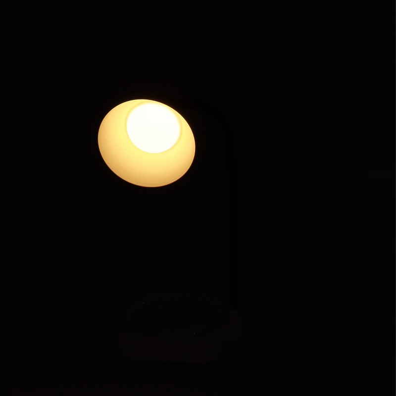LED Table Light 3 Levels Dimming USB Charging Adjustable Gooseneck