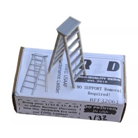 RESN2detail FAST-FIX 1/32 USAAF Maintenance Ladder For WWII Diorama Airfield RFF32061