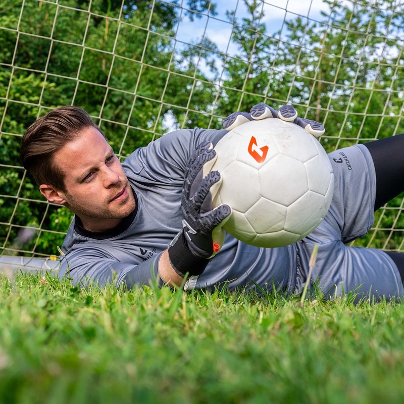 CATCH & KEEP Fly Grey Soul Men's Goalkeeper Gloves Size