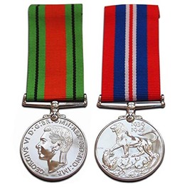 1939-45 War Medal + Defence Medal Full Size Set WW2 British Campaign Medals Repro Military Gift Award
