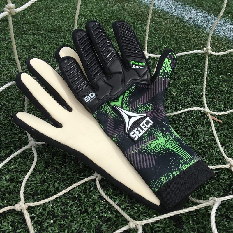 SELECT 90 Flexi Pro Goalkeeper Glove, Size 9