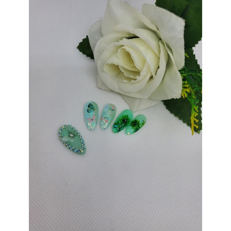 Forest Butterfly Handmade Nail Tips - Long Round / 숲속나비