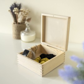 Creative Deco Square Small Wooden Box with Lid | 16.2 x 16.2 x 7.2 cm | Wooden Pin Lock Small Wooden Box Wooden Box Gift Box Treasure Chest Unpainted Box | For Gift, Wedding, Jewellery