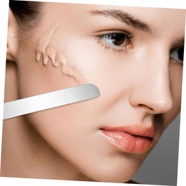 Baluue Stainless Steel Makeup Spatula Tool Metal Mixing Spatula for Foundation Blush Eye Shadow Lip Color Nail Art Easy to Clean Comfortable Grip for Personal Use