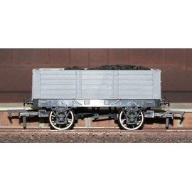Dapol Model Railway 5 Plank Wagon, 9 Foot Wheelbase (Unpainted) - OO Gauge 1:76 Scale