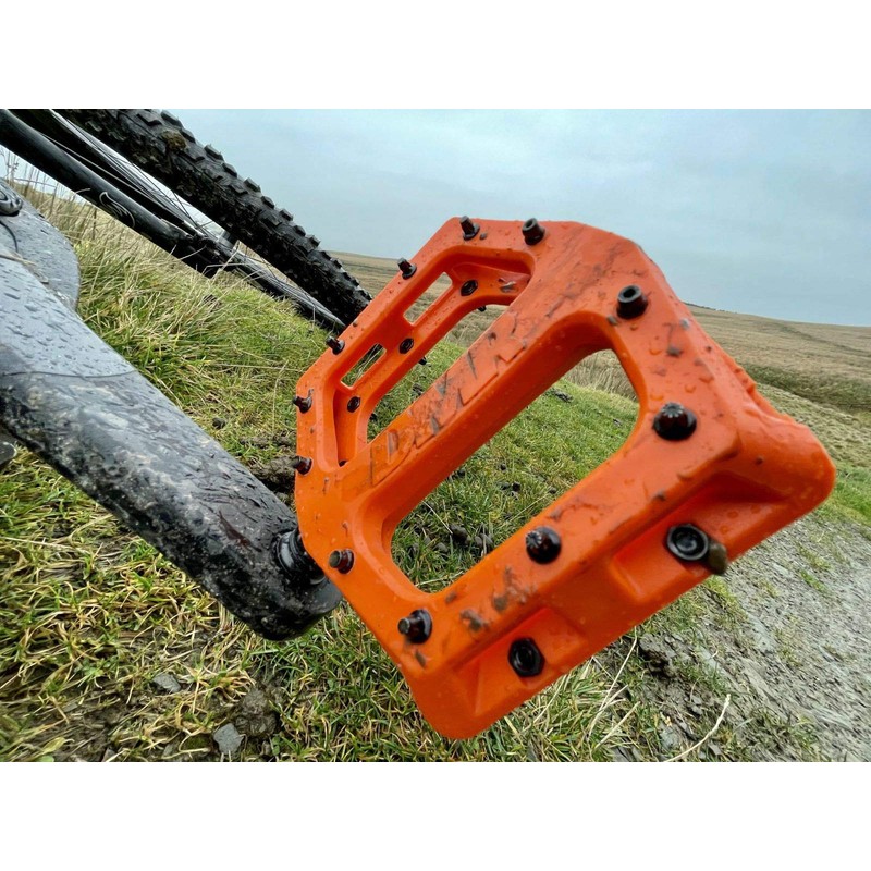 Dmr V11 Flat Mountain Bike Pedals Yellow/Black Steel Axle/Pair Lightweight