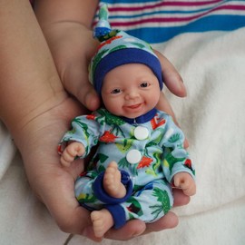 MYREBABY 7 Inch Mini Reborn Baby Dolls，Silicone Full Body Baby Soft Skin Mini Realistic Newborn Baby Dolls Real Life Tiny Baby Doll with Feeding Accessories& Gift Box（Boy）