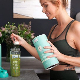 Shape Republic blender bottle, ideal as a protein shaker, water bottle, drinking bottle with blender ball, BPA-free, capacity 500 ml, with measuring scale, gold