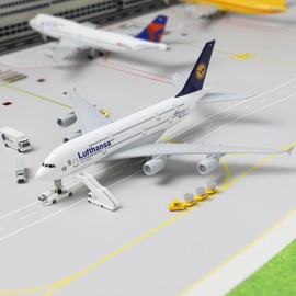 QIYUMOKE A380 German 1/300 Die-cast Metal Airplane Model -A380 Sky Jumbo Airbusa380 Model Plane with Stand (7.5 inches Long) for Aviation Enthusiast Gift or Display Decorations