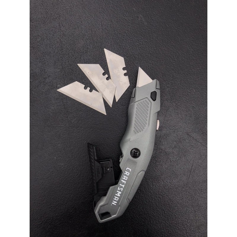 CRAFTSMAN Standard Utility Knife With 4 Blades