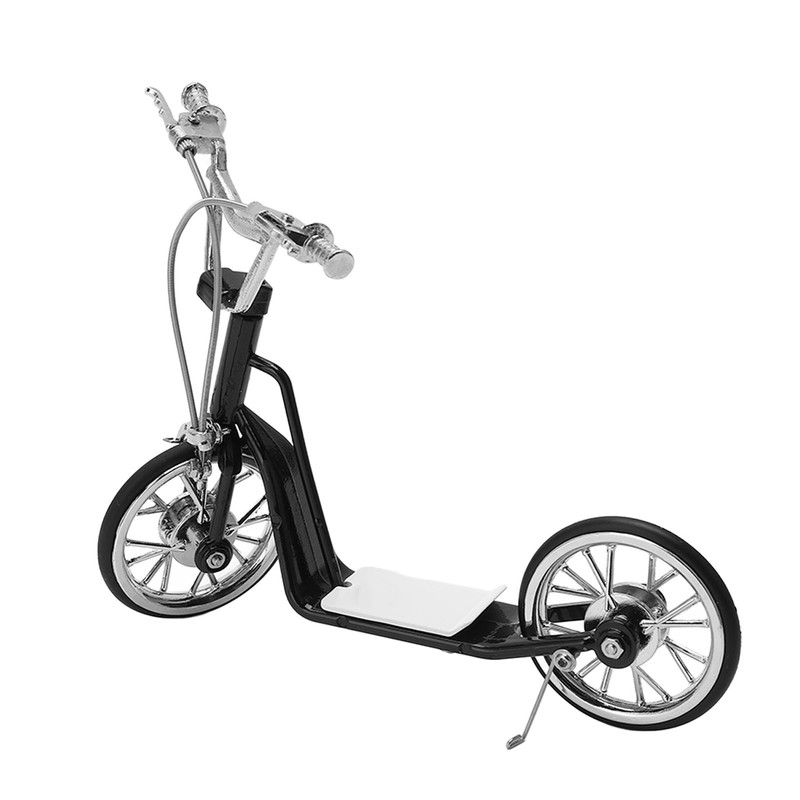 Deck Scooter Toys 13x16.5cm/5.1x6.5in Vivid DIY Alloy Material Black Miniature