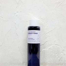 Isntree Onion New Fair Essence Toner 200ml x2SET (AD) / 이즈앤트리 어니언 뉴페어 에센스 토너 200ml x2SET (AD)