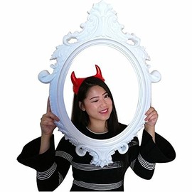 Large Size White Colour Antique Style 'Selfie' Oval Posing Frame