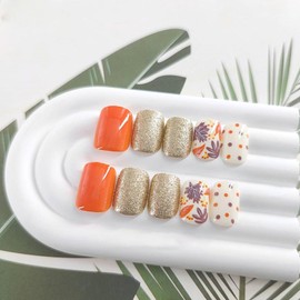 Autumn Press on Nails Short Square Fake Nails with Maple Leaves Dot Designs Golden Glitter Glue on Nails Press ons Orange False Nails Glossy Artificial Stick on Nails for Women 24Pcs