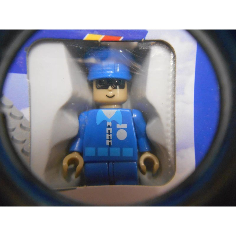 Southwest Airlines "Pilot in Training Construction Toy DARON #BL888-1 "NEW"